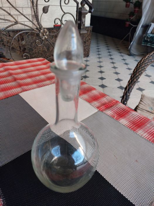 Графин с  крышкой,стеклянный.  0,7л