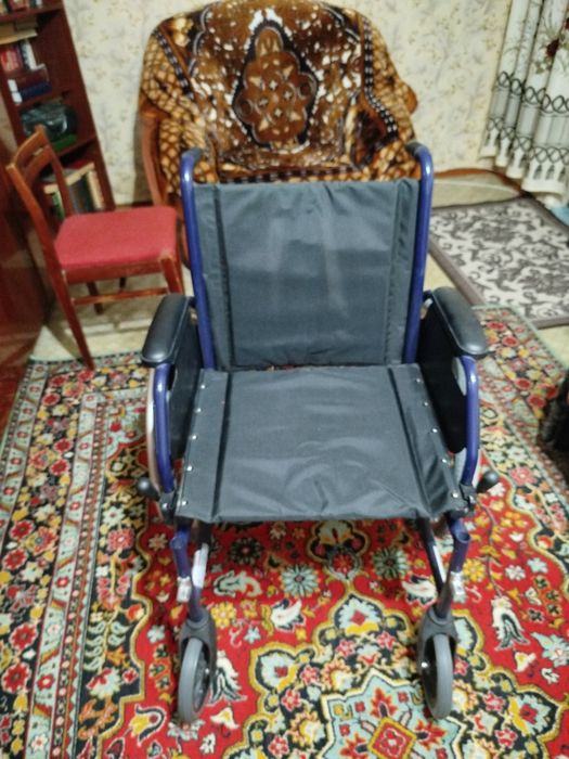 Инвалидная коляска