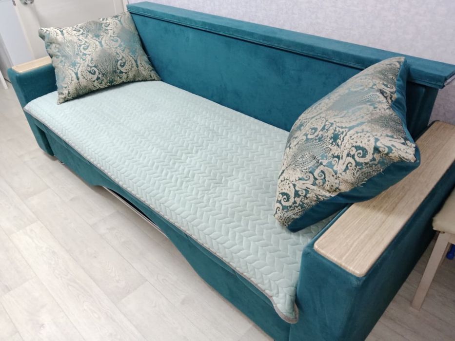 Срочно продам диван-софа
