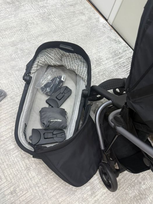 Продается коляска Easywalker Charley mini