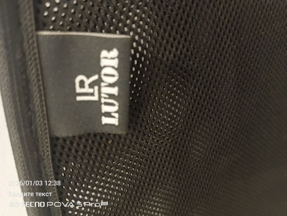 Продам шторки на авто