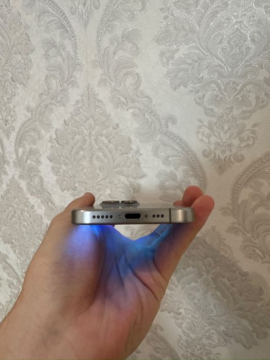 Продам 15 pro 256GB 100%