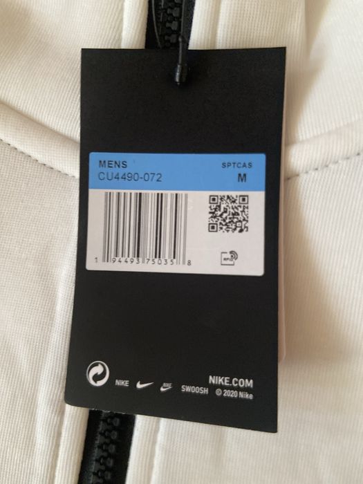 Nike Tech Fleese в белой расцветке