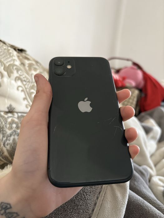 iPhone 11 с коробкой