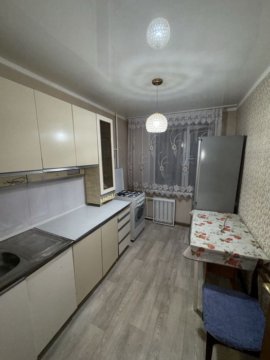 Продам 2 комнатную  квартиру