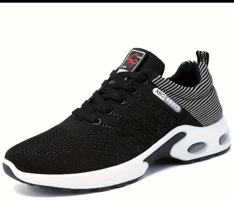 Продавам мъжки олекотени маратонки