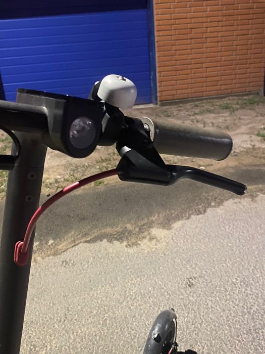 Продам электросамокат Xiomi