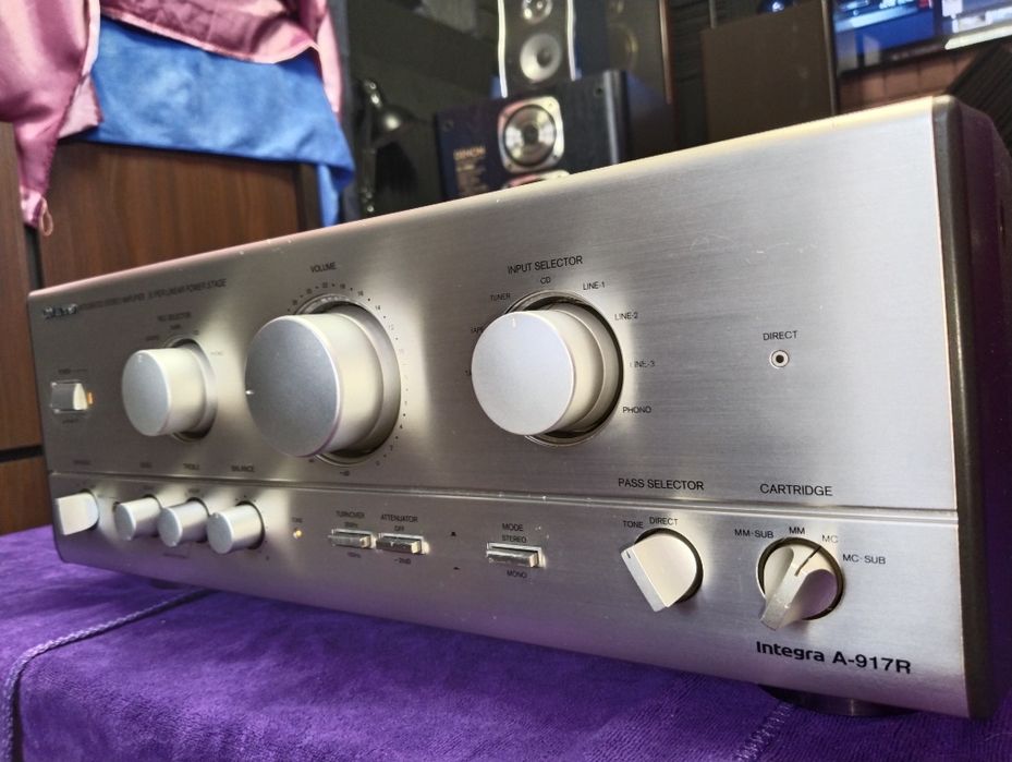 ONKYO Integra A-917R