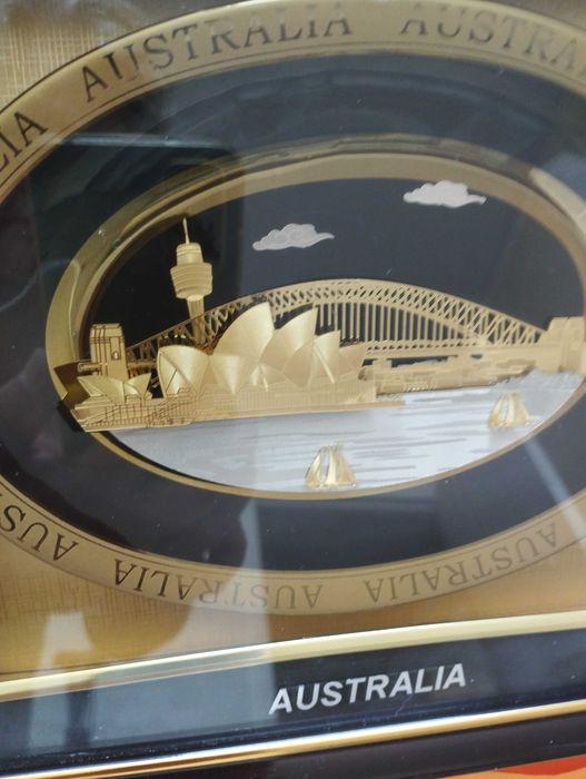 Луксозна картина  24 k злато  Сидни Австралия-