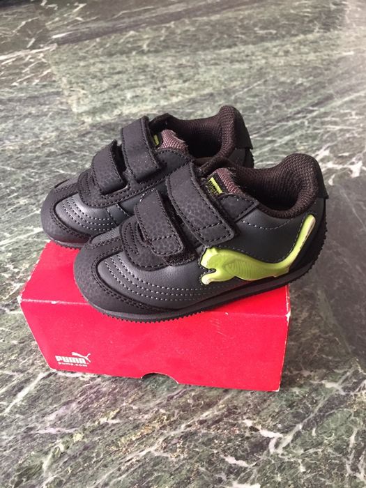 Бебешки светещи маратонки Puma