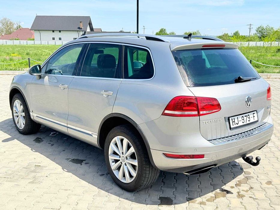 VOLKSWAGEN Touareg 2012 — imagine 8