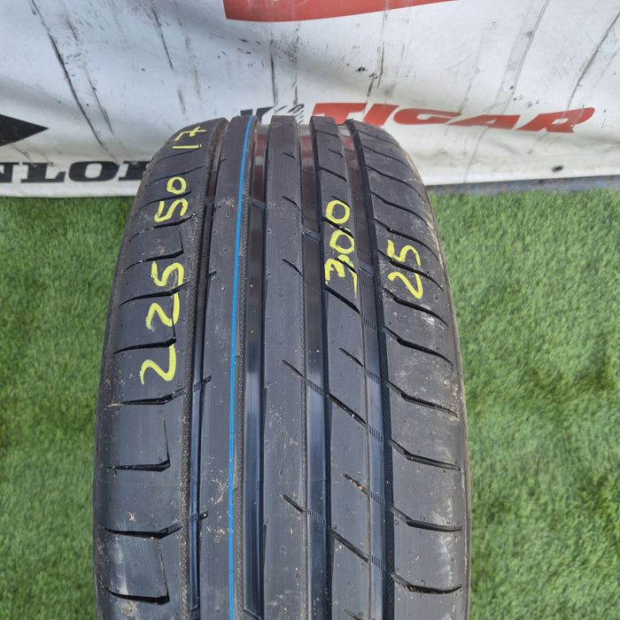 225 50 17 O Anvelopa Nokian nouă