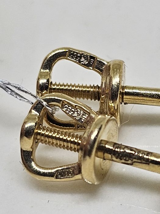 Пуссеты бриллианты 585проба