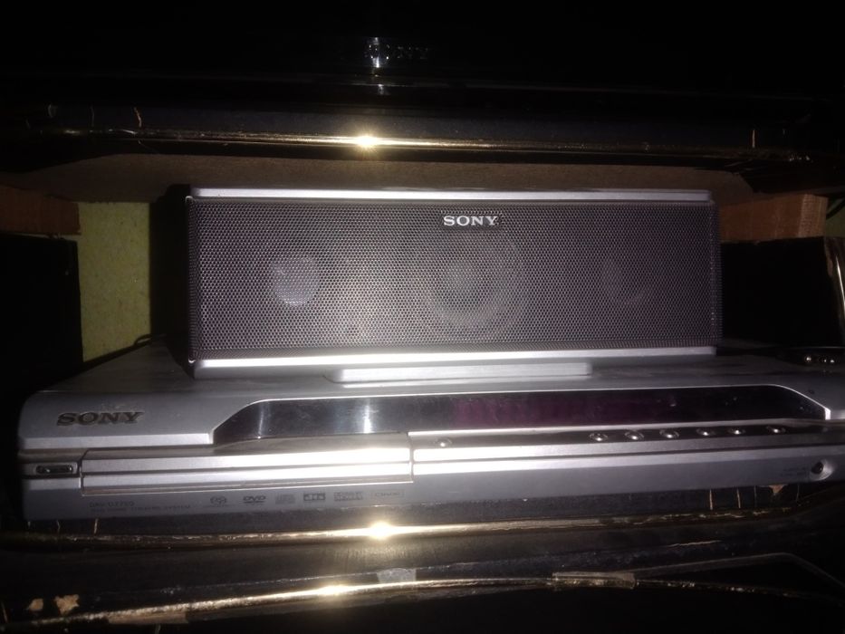 Sony DAV-DZ620K domashaniy kinoteatr yana kalonkalar  ulangan