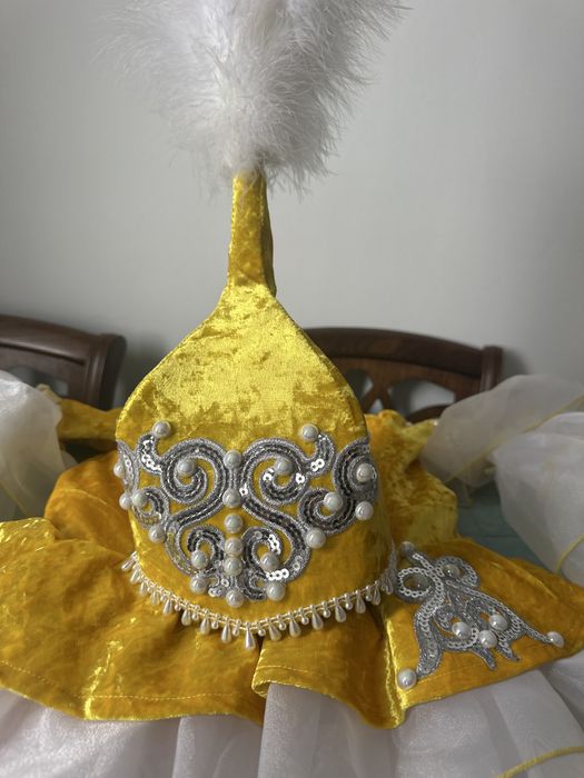 Нацирнальное платье для девочки 5-6 лет