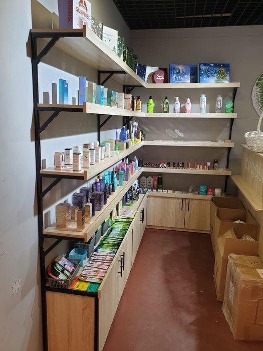 Продам витрины