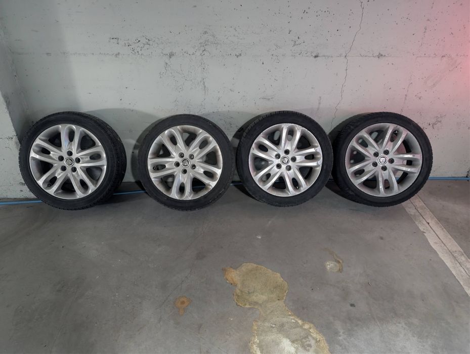 Vând 4 roti Volvo/Jaguar/Peugeot