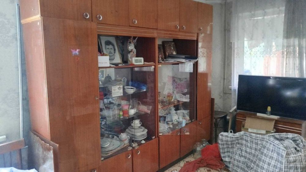 Отдам даром стенку СССР, шифоньер