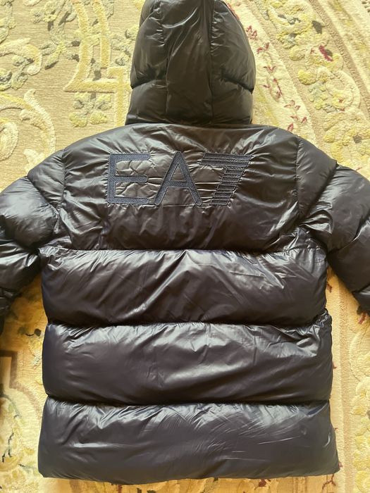 Geaca Emporio Armani,noua cu eticheta,10/10!
