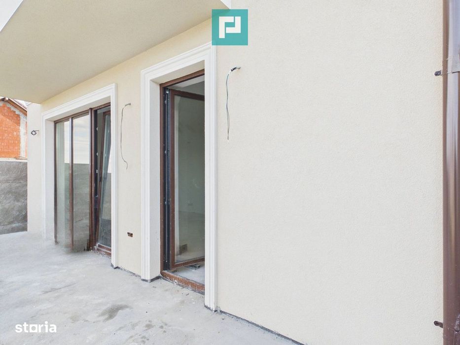 Duplex luminos 101 mp utili, teren 350mp în Covaci
