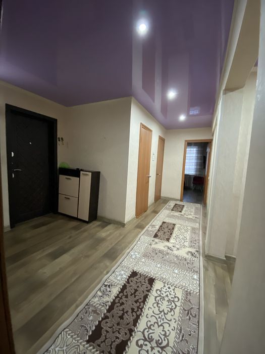 Сдается 3-х квартира на длительный срок.