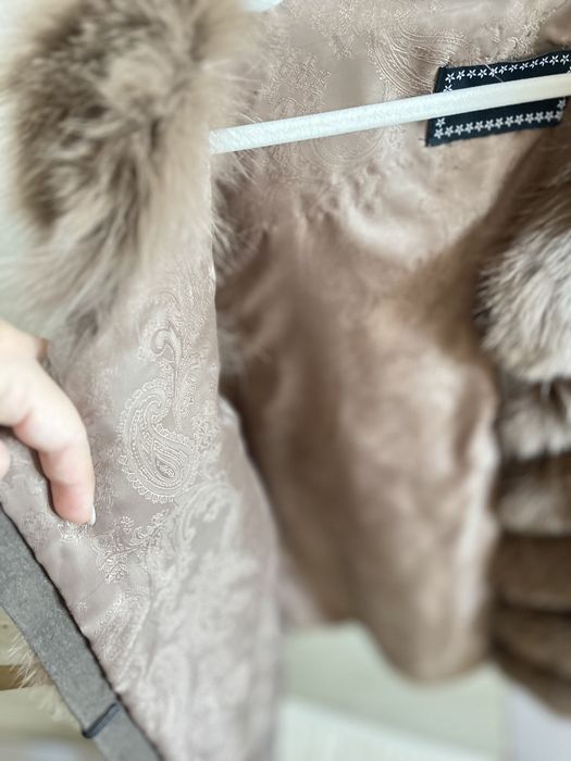 Жилетка/безрукавка