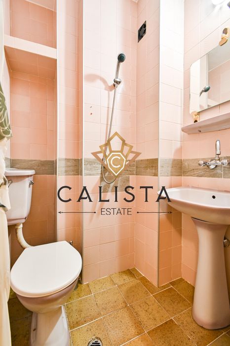 Дава се под наем Тристаен апартамент в София, Банишора - 130 кв.м за 750 € - Снимка #13