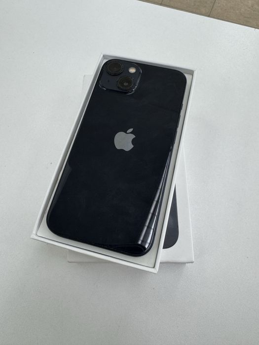 IPhone 13 (с гарантией)