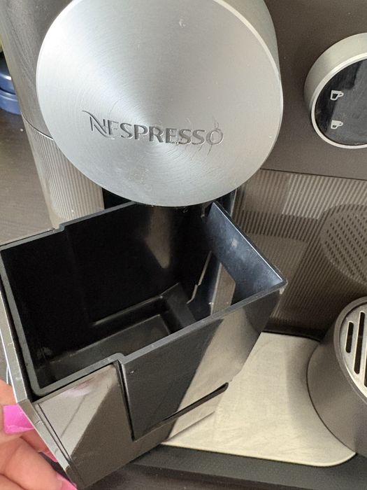 Aparat cafea Nespresso