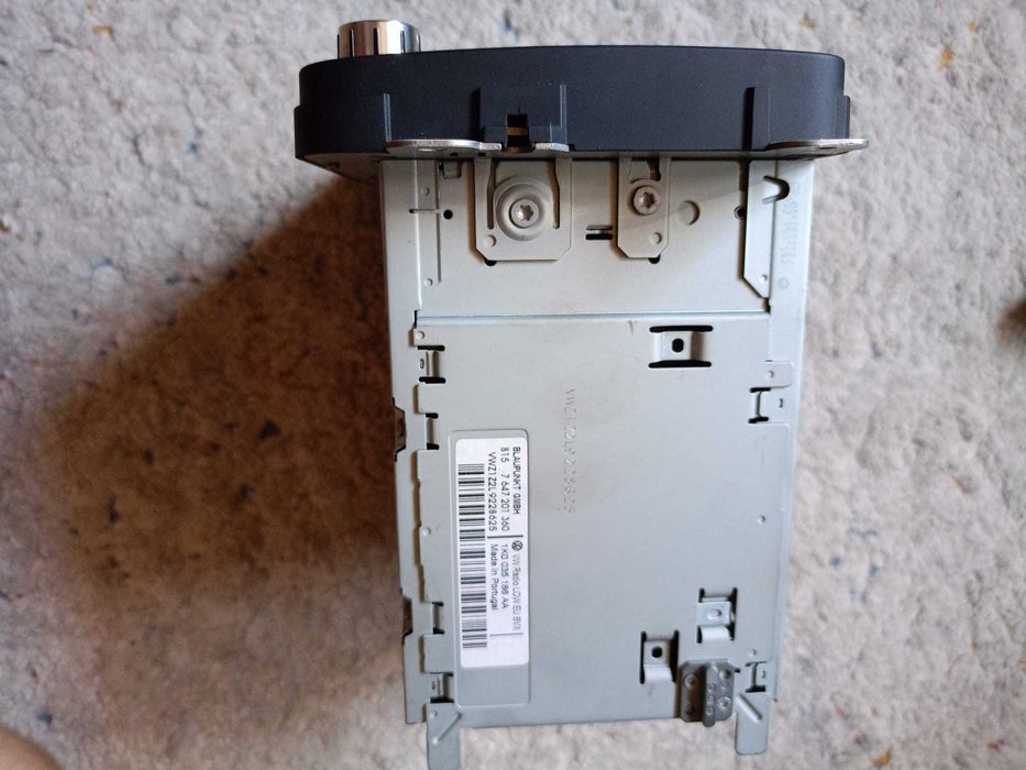 Radio CD Player original Volkswagen Passat B7