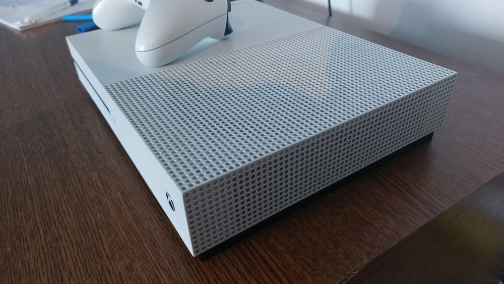 Consola Xbox one s 1 TB