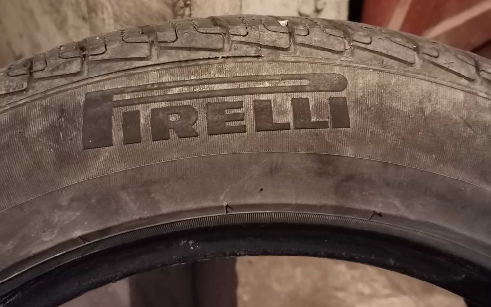 Продавам 1 брой зимна гума 205.55.16 дот 2020 Pireli