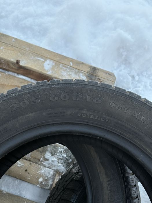 205/60/16 комплект зима