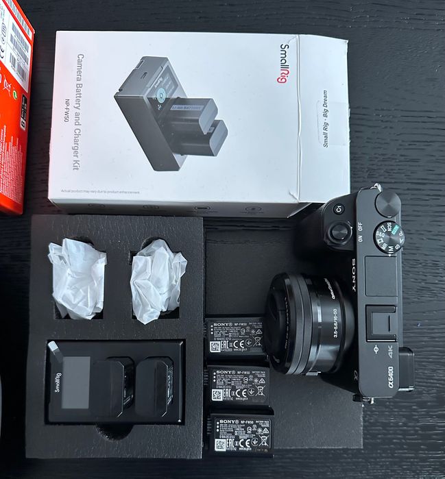 Sony A6400 + obiectiv kit 16–50 mm
