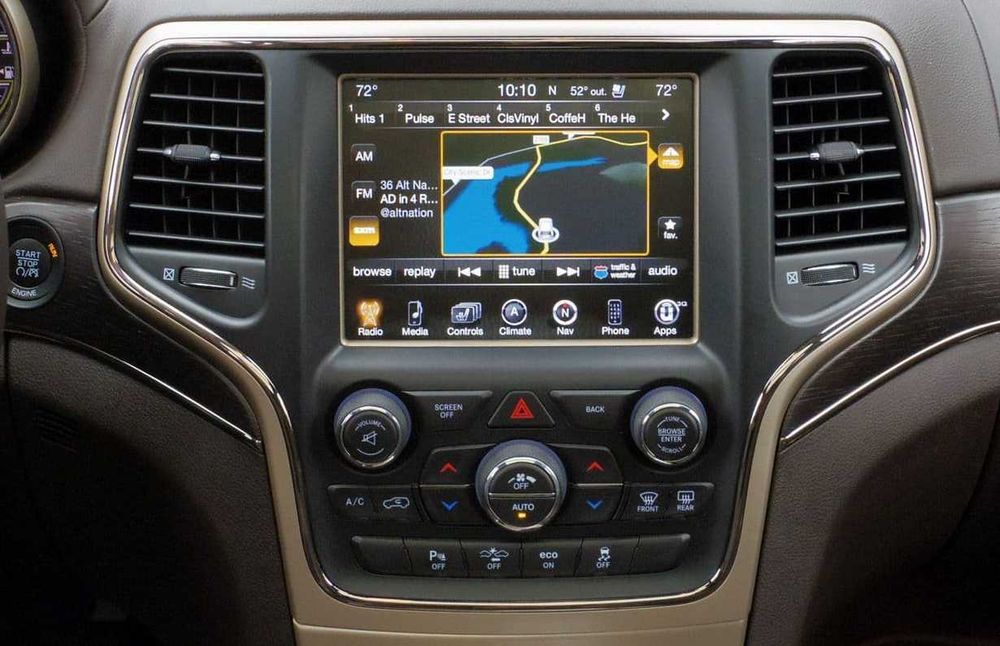 Servicii mentenanta GPS la distanta. Harti BMW, Dacia, etc. Vand GPS.