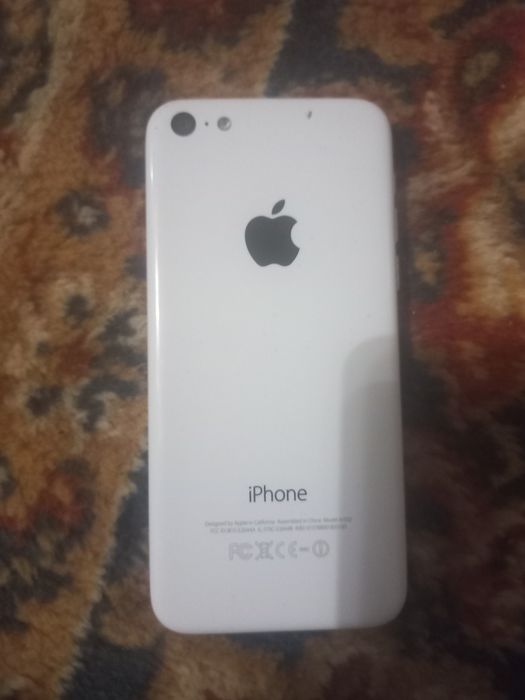 IPhone 5s б/у. Продам.
