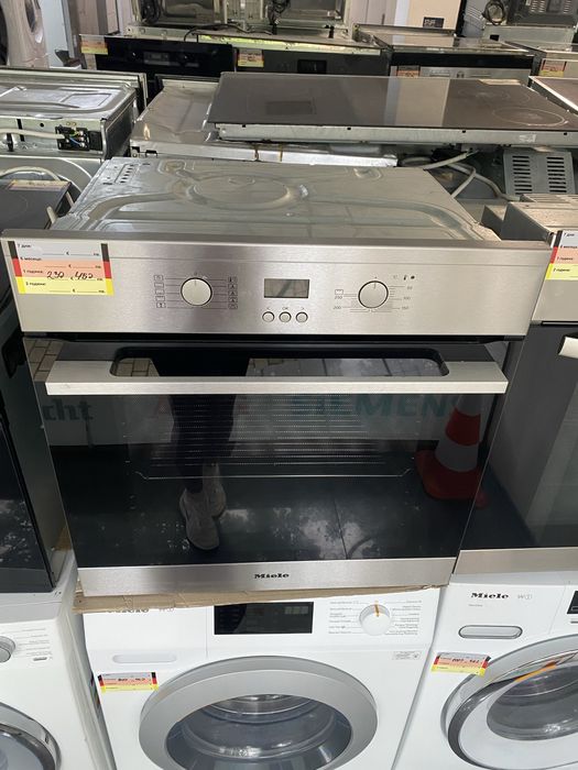 Фурна за вграждане Miele H2361B 76 литра