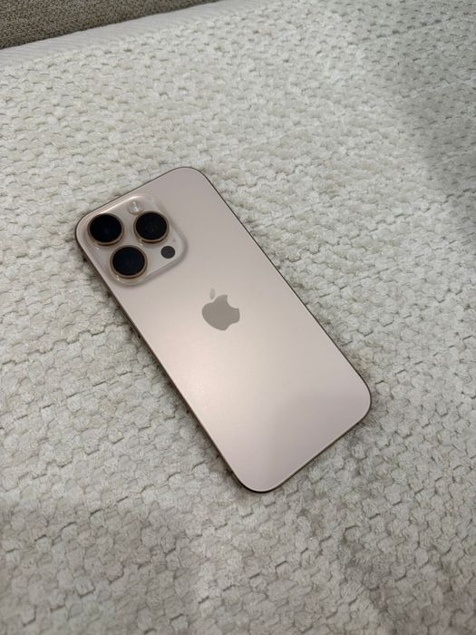 iPhone 16 pro desert titanium