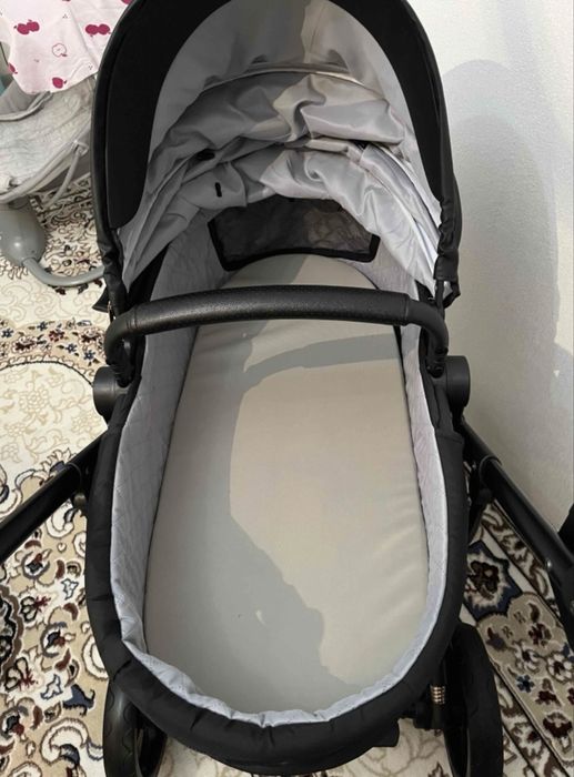 Коляска 2в1 люлька и прогулочный блок