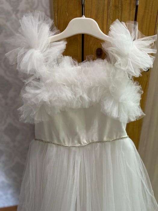 Продам детское платье бальное, вечернее