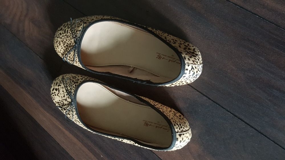 Pantofi Zara, piele cu par - animal print - mar.39