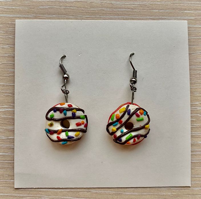 Обеци понички от полимерна глина