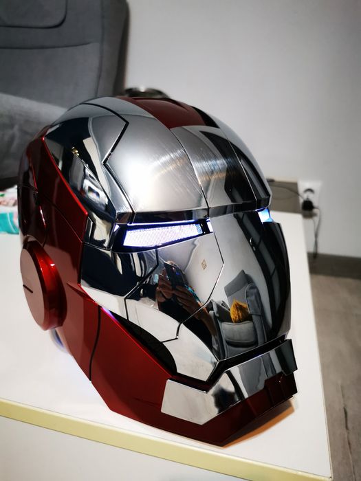 Masca electrica Iron Man MK5 1:1 PREȚ PROMO telecomanda, comanda vocal