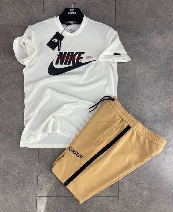 Мъжки летни екипи на едро €20