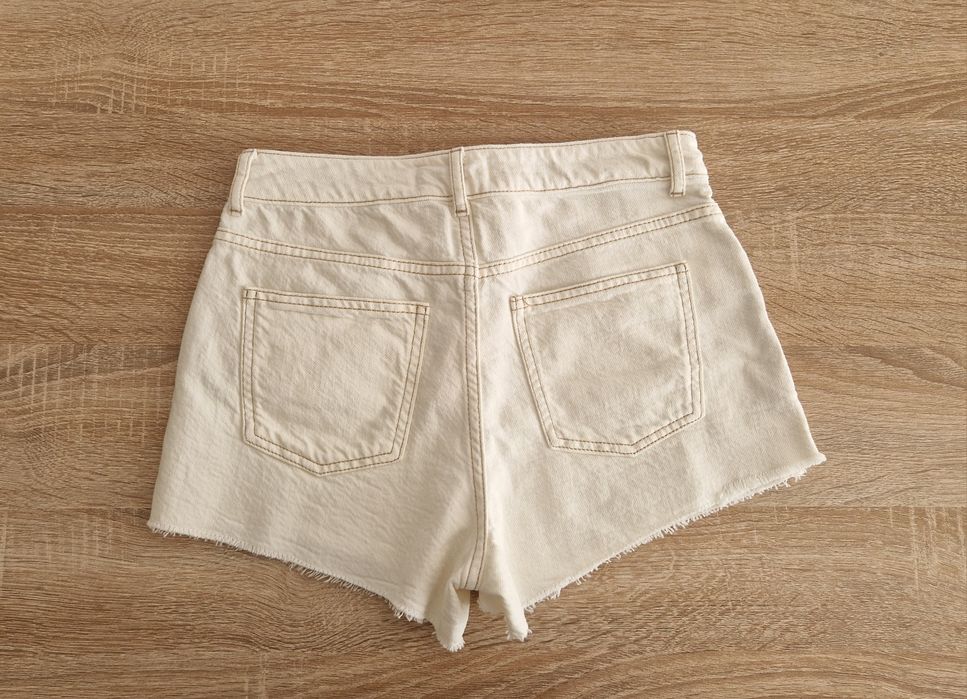 Kъси гащи Zara XS