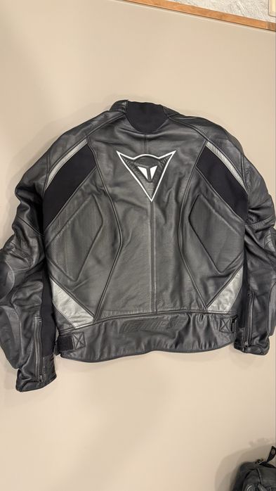 Dainese кожени мото яке и панталон