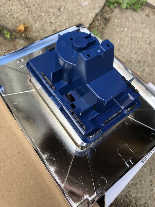 Бутон за структура за вграждане”Grohe”