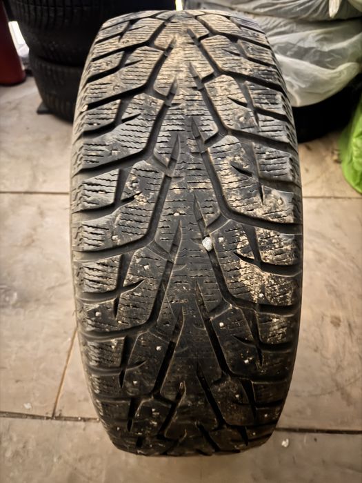 Шины шипованные Yokohama iceguard stud