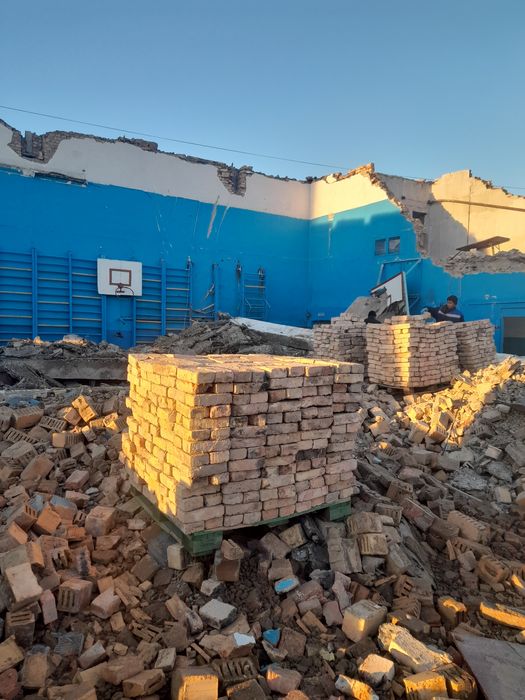 Кирпич, бу. 65тенге