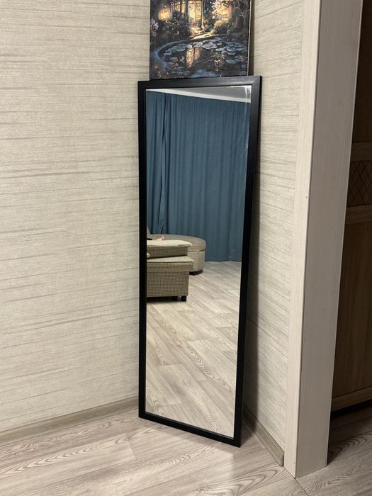 Зеркало напольное